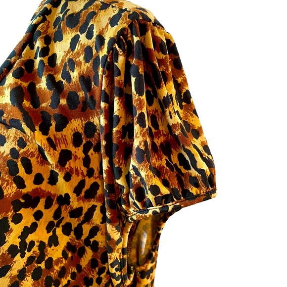 Worthington Animal Print Flowy Short Sleeve Top 1X - Picture 2 of 5